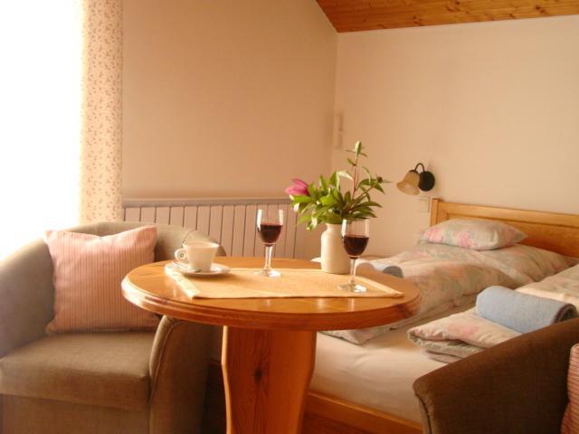 Virágoskert Apartman Hévíz Habitación foto
