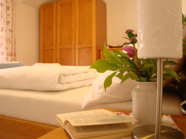 Virágoskert Apartman Hévíz Habitación foto