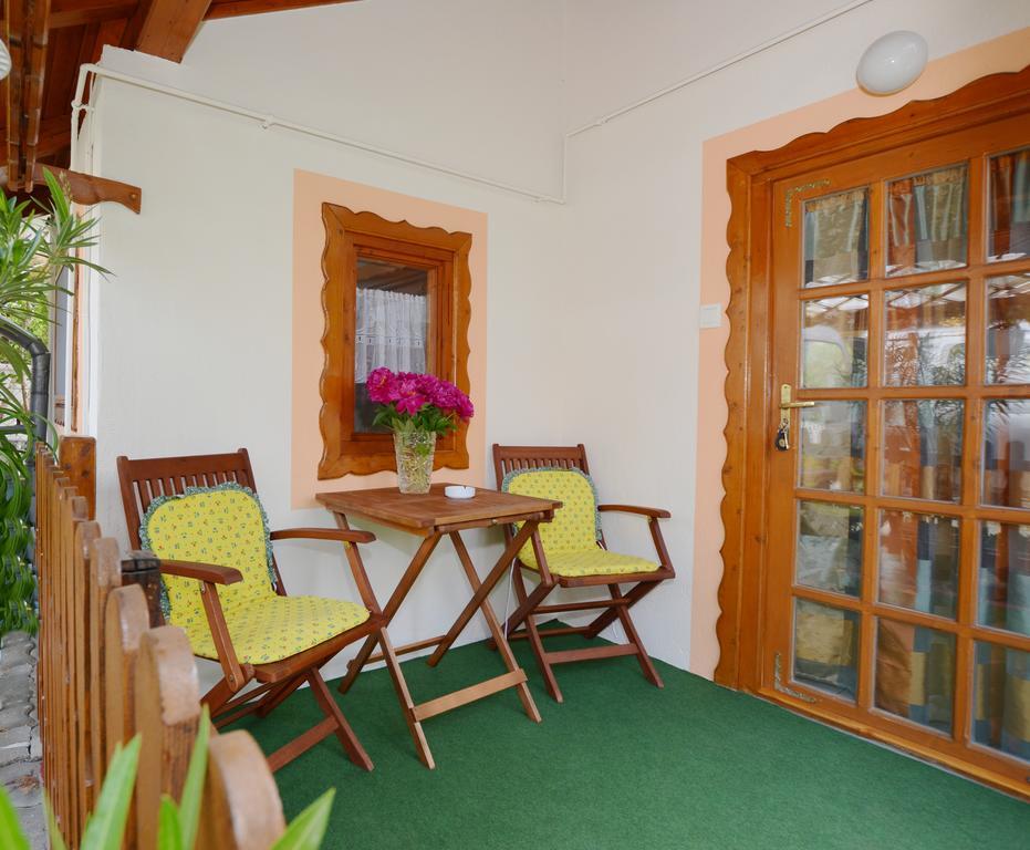 Virágoskert Apartman Hévíz Exterior foto