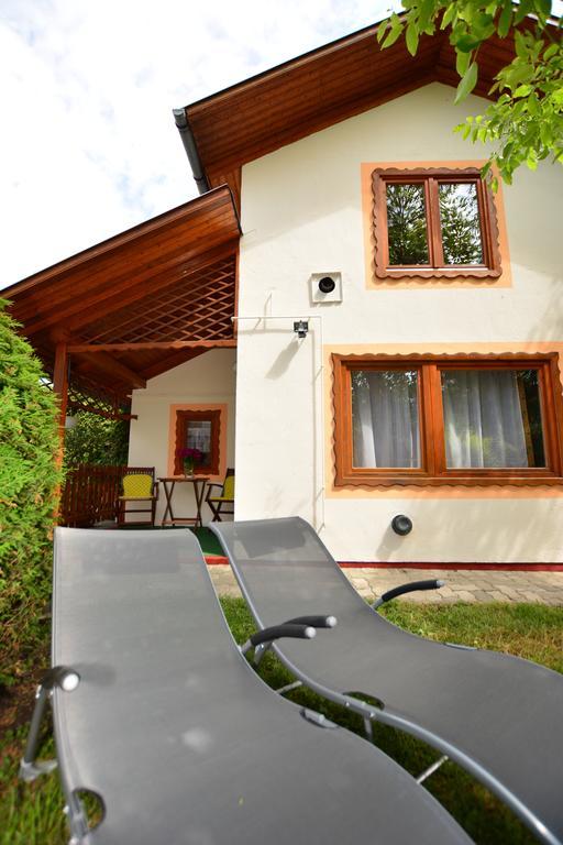 Virágoskert Apartman Hévíz Habitación foto